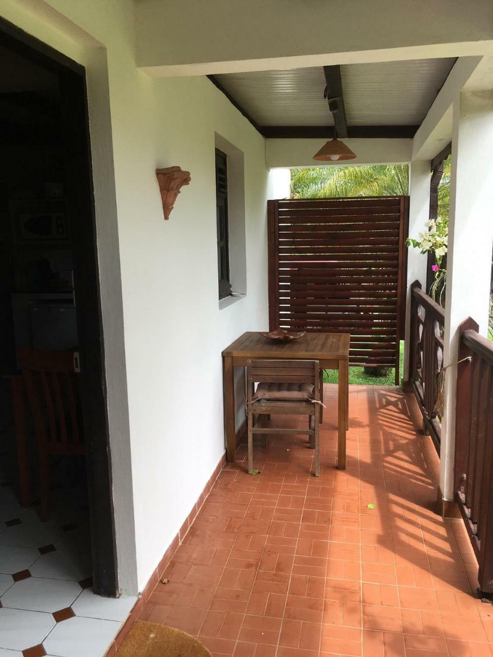 Le Bungalow Des Bougainvilliers Ducos Exterior foto